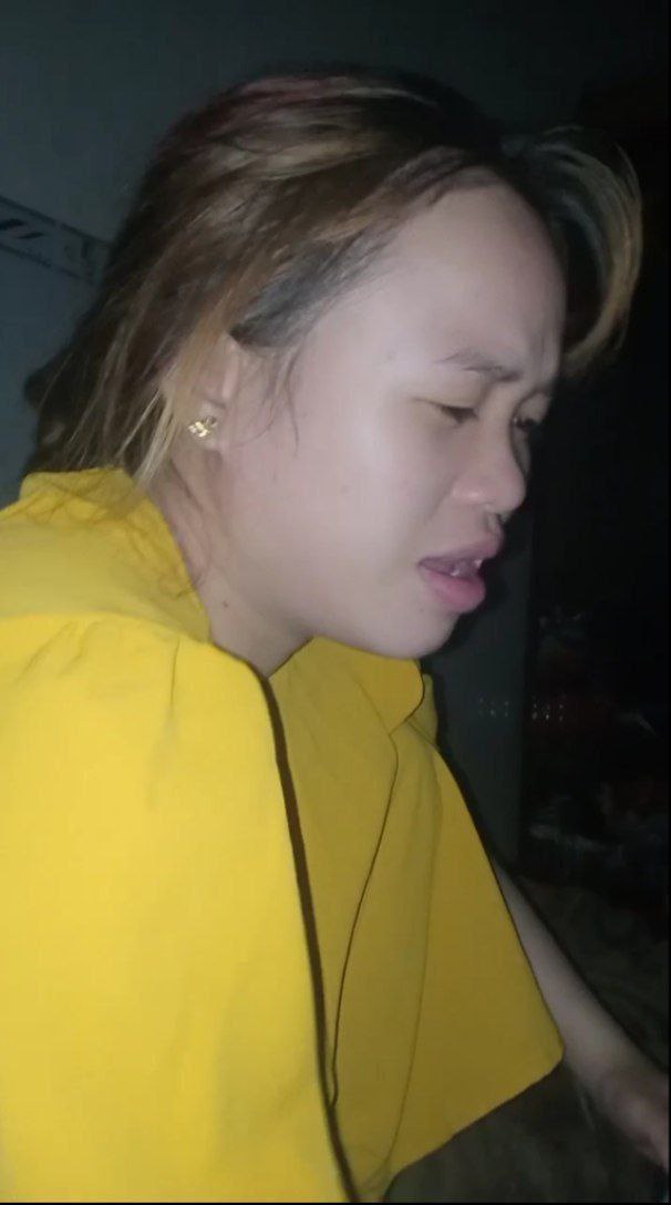 Cô vợ đi vắng thì chị cô vợ đến chơi rồi gạ cậu em rể tắm chung